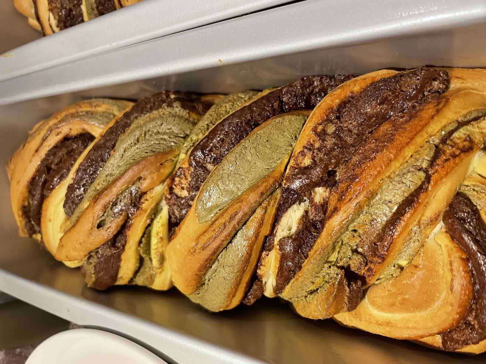 Babka marbrée chocolat-pistache, COMER Traiteur
